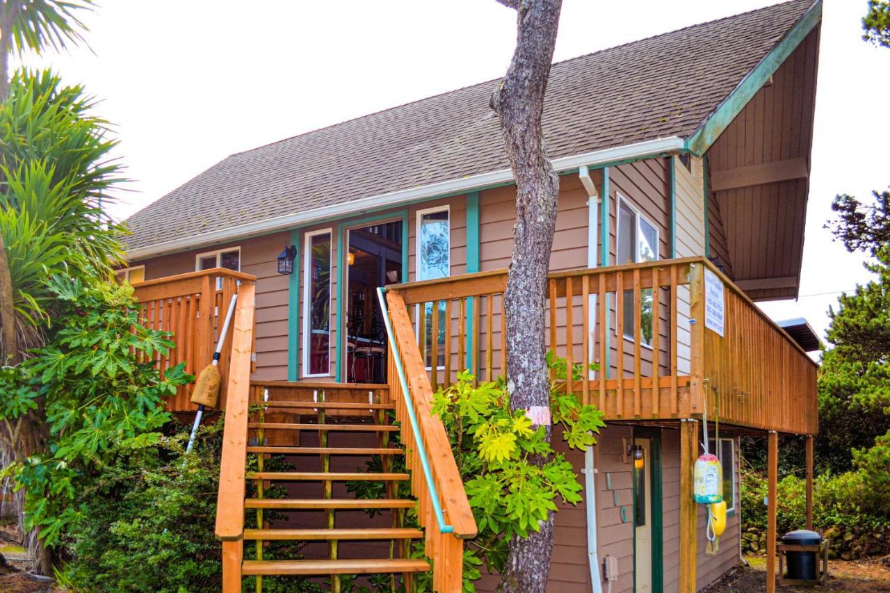 Sand And Surf Rockaway Beach Exterior photo